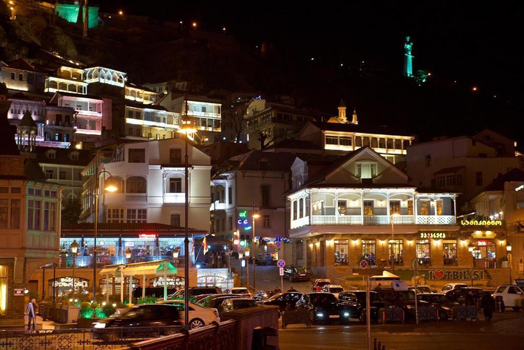 Freedom Square Apartment Tiflis Exterior foto